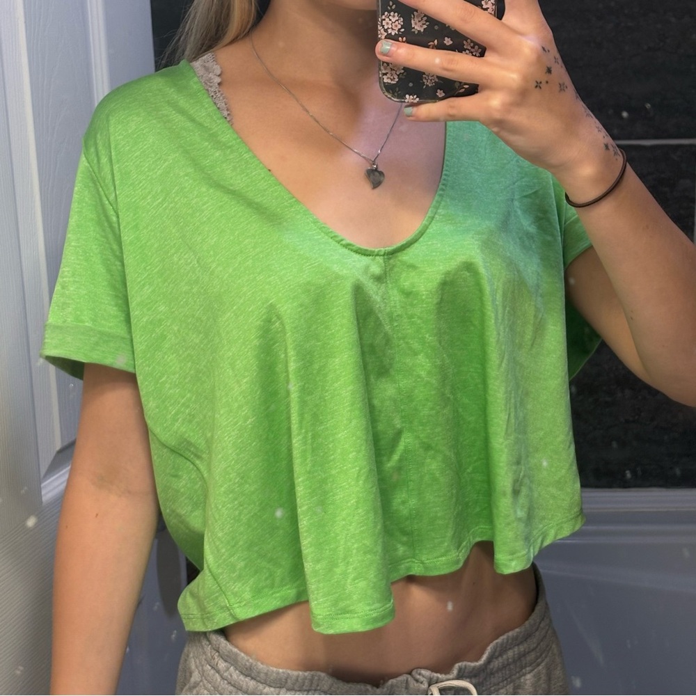 Beachbody cut out back tshirt